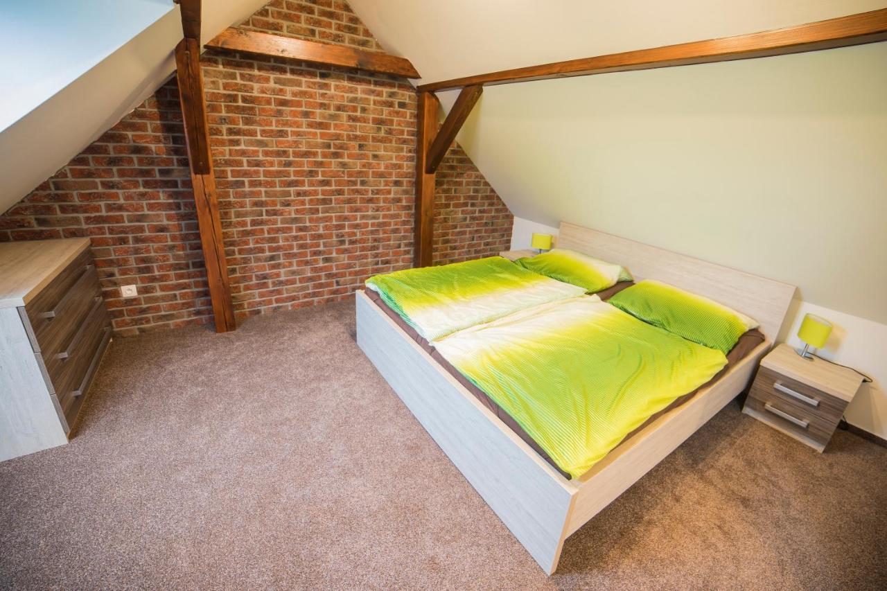 Apartman Dvorce Stráž nad Nežárkou Bagian luar foto