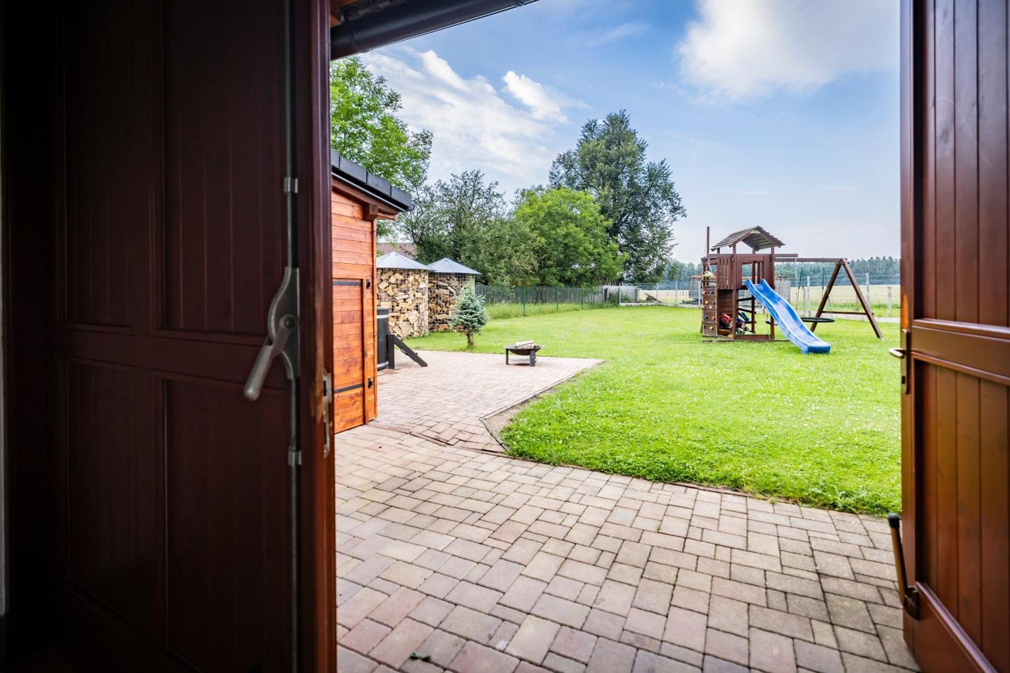 Apartman Dvorce Stráž nad Nežárkou Bagian luar foto